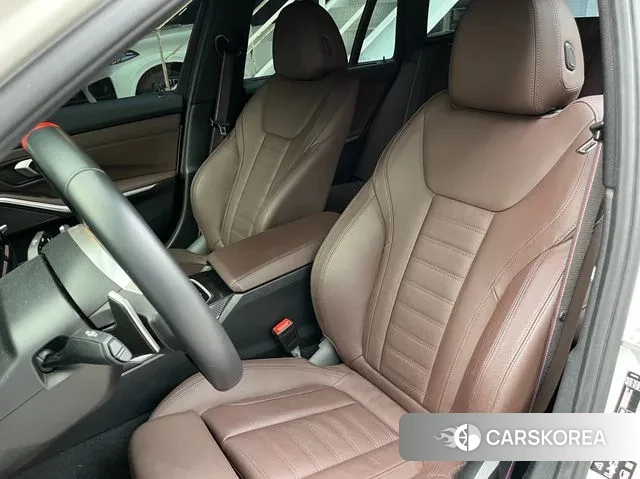 BMW 3 Series (G20) 2025 Белый из Кореи, фото 2