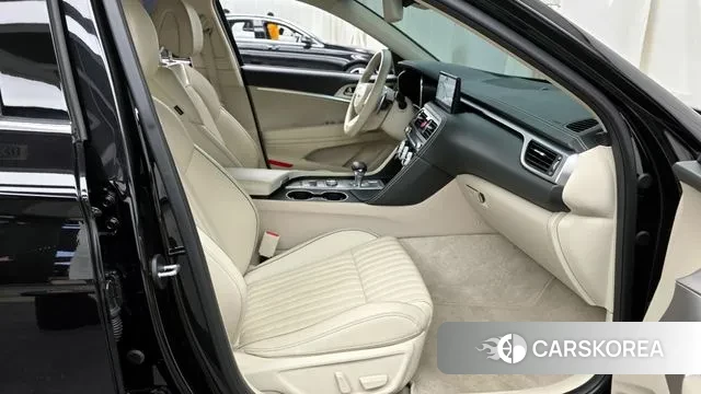 Genesis The New G70 2021 Черный из Кореи, фото 2