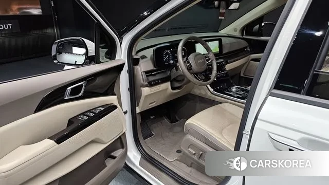 Kia Carnival 4th generation 2023 Белый из Кореи, фото 2