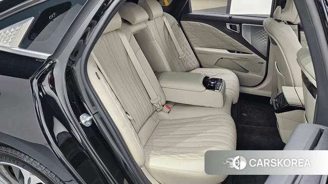 Kia K8 Hybrid 2023 Черный из Кореи, фото 2