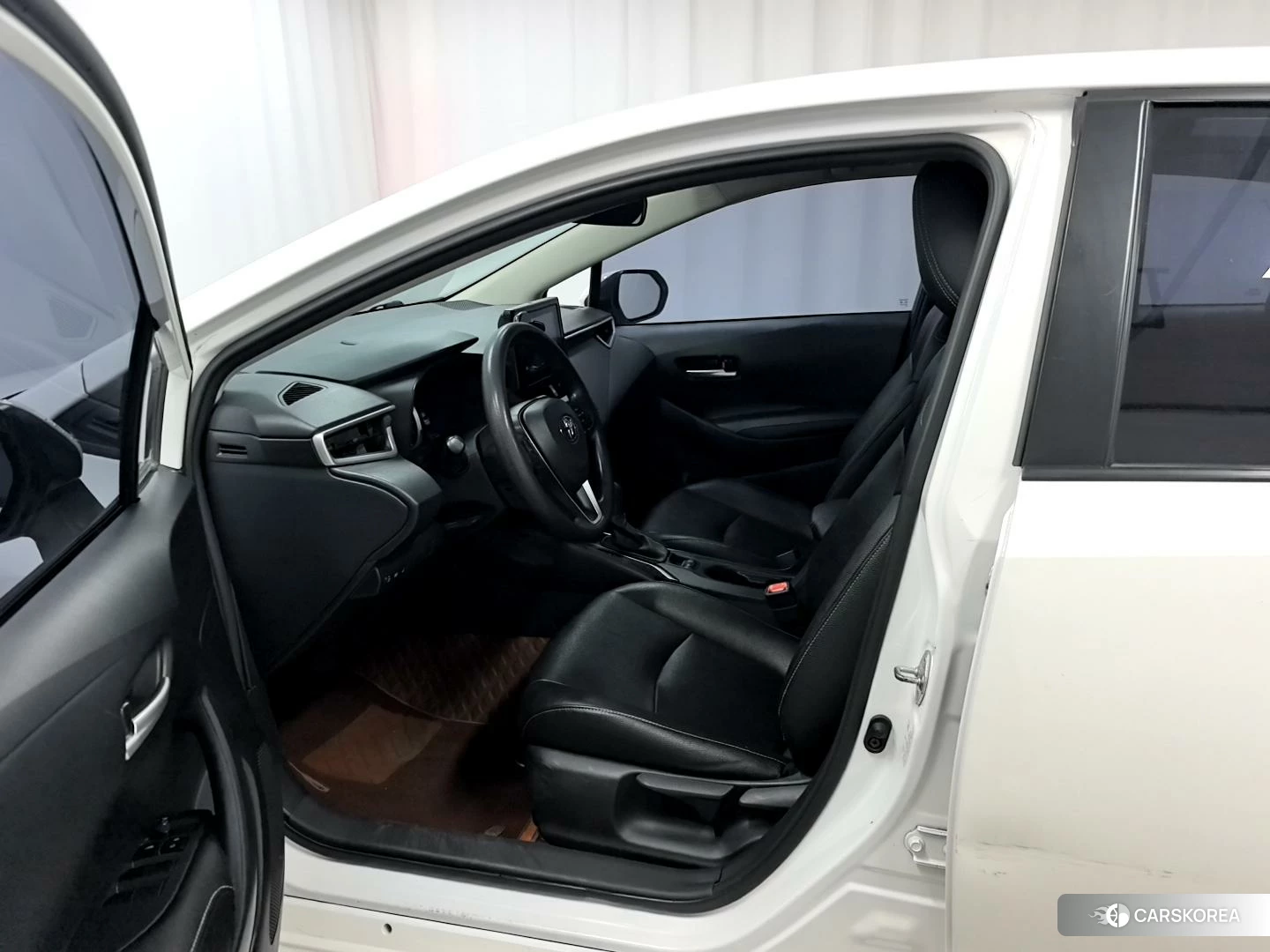 Toyota Corolla 2020 Белый из Китая, фото 2