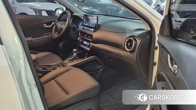 Hyundai The New Kona 2021 Белый из Кореи, фото 2