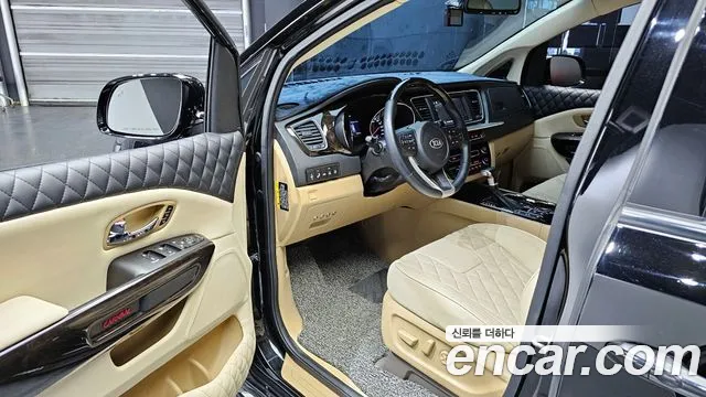 Kia The New Carnival 2019 Черный из Кореи, фото 2