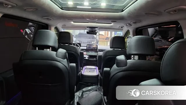 Hyundai Staria 2023 Белый из Кореи, фото 2