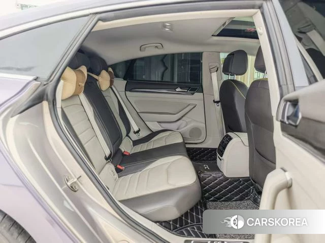 Volkswagen CC 2019 Серебристо-серый из Китая, фото 2