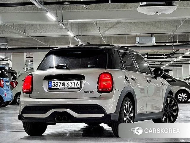 Mini Cooper S 2021 Серебристо-серый из Кореи, фото 2