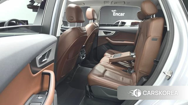 Audi Q7 (4M) 2019 Серебряный из Кореи, фото 2
