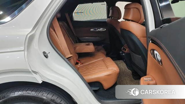 Genesis GV70 2022 Белый из Кореи, фото 2