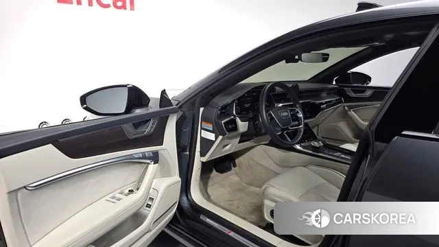 Audi A7 (4K) 2021 Серый из Кореи, фото 2