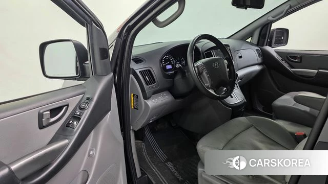 Hyundai The New Grand Starex 2018 Черный из Кореи, фото 2