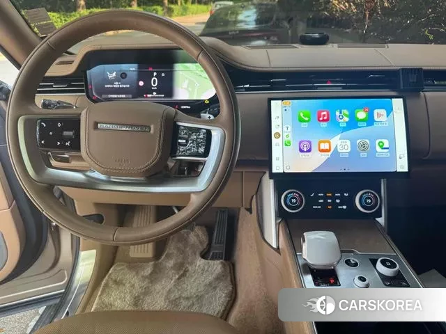 Land Rover Range Rover 5th Generation 2023 Золотой из Кореи, фото 2