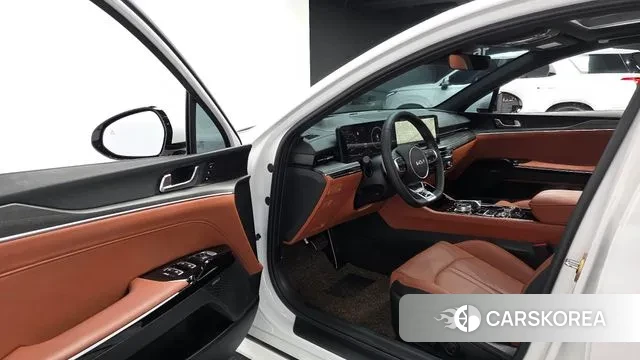 Kia The New K5 3rd generation 2025 Белый из Кореи, фото 2