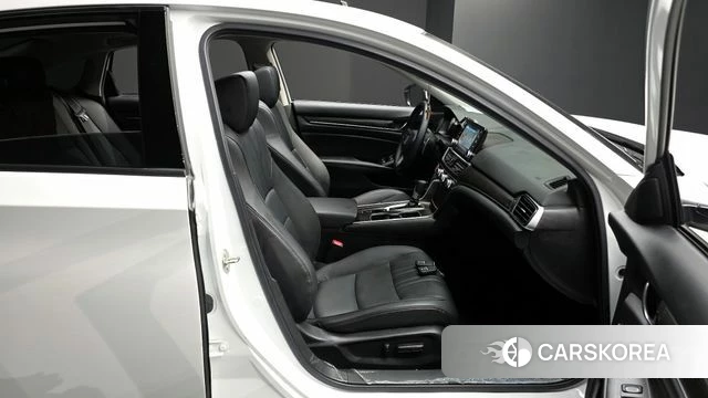 Honda Accord 10th Generation 2019 Белый из Кореи, фото 2