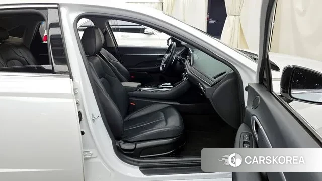 Hyundai Sonata (DN8) 2022 Белый из Кореи, фото 2