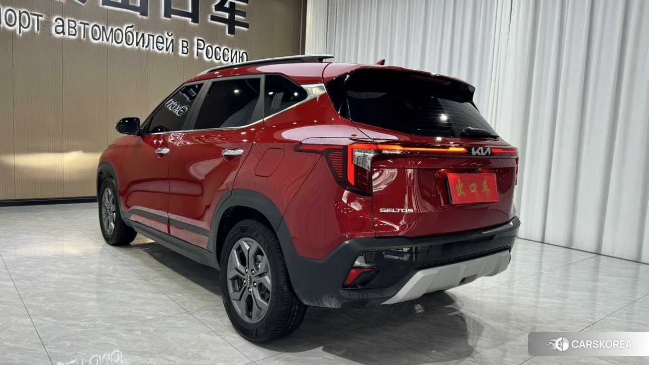 Kia Seltos 2023 Красный из Китая, фото 2