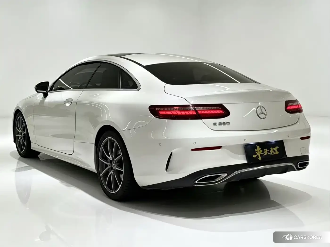 Mercedes-Benz E-Class 2021 Белый из Китая, фото 2