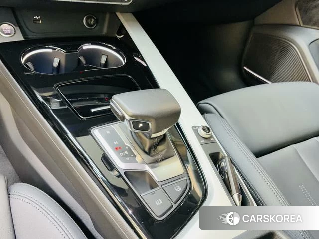 Audi A5 2023 Зеленый из Китая, фото 2