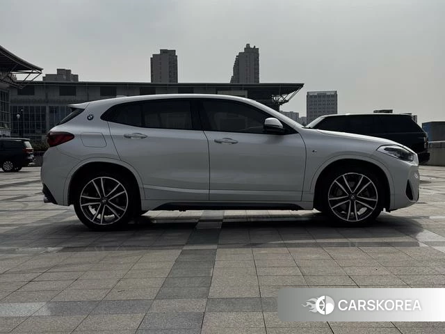 BMW X2 2021 Белый из Китая, фото 2