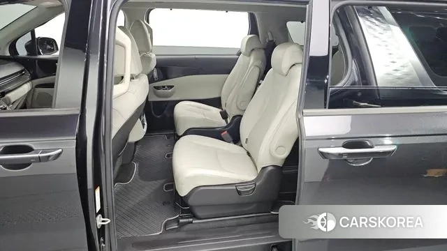 Kia Carnival 4th generation 2020 Серый из Кореи, фото 2