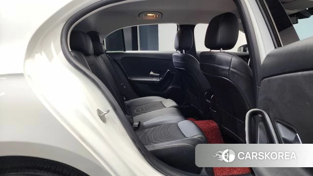 Mercedes-Benz A-Class W177 2019 Белый из Кореи, фото 2