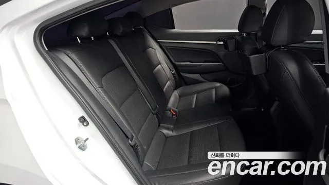 Hyundai Avante AD id 2237059 из Кореи 2