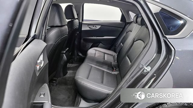 Kia The New K3 2nd generation 2021 Серый из Кореи, фото 2