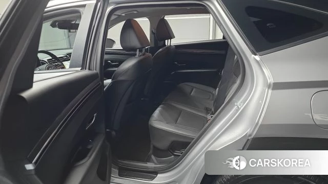 Hyundai Tucson Hybrid (NX4) 2023 Серебристо-серый из Кореи, фото 2