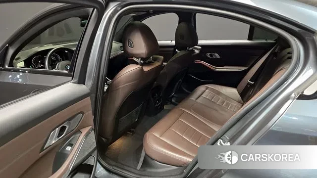 BMW 3 Series (G20) 2020 Серый из Кореи, фото 2