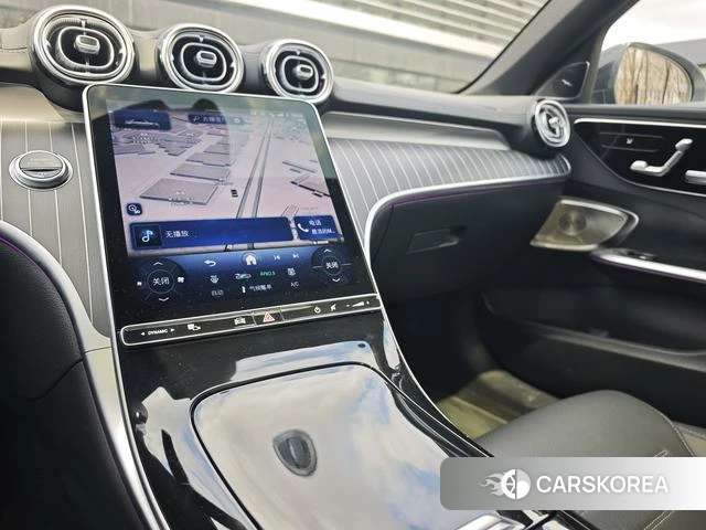 Mercedes-Benz Class C 2024 Белый из Китая, фото 2