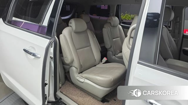 Kia The New Carnival 2018 Белый из Кореи, фото 2