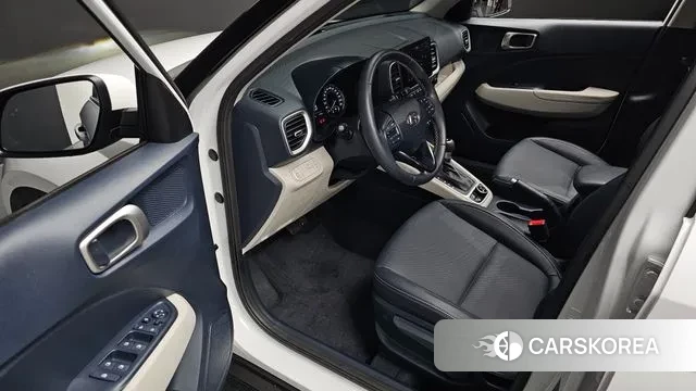 Hyundai Venue 2022 Белый из Кореи, фото 2