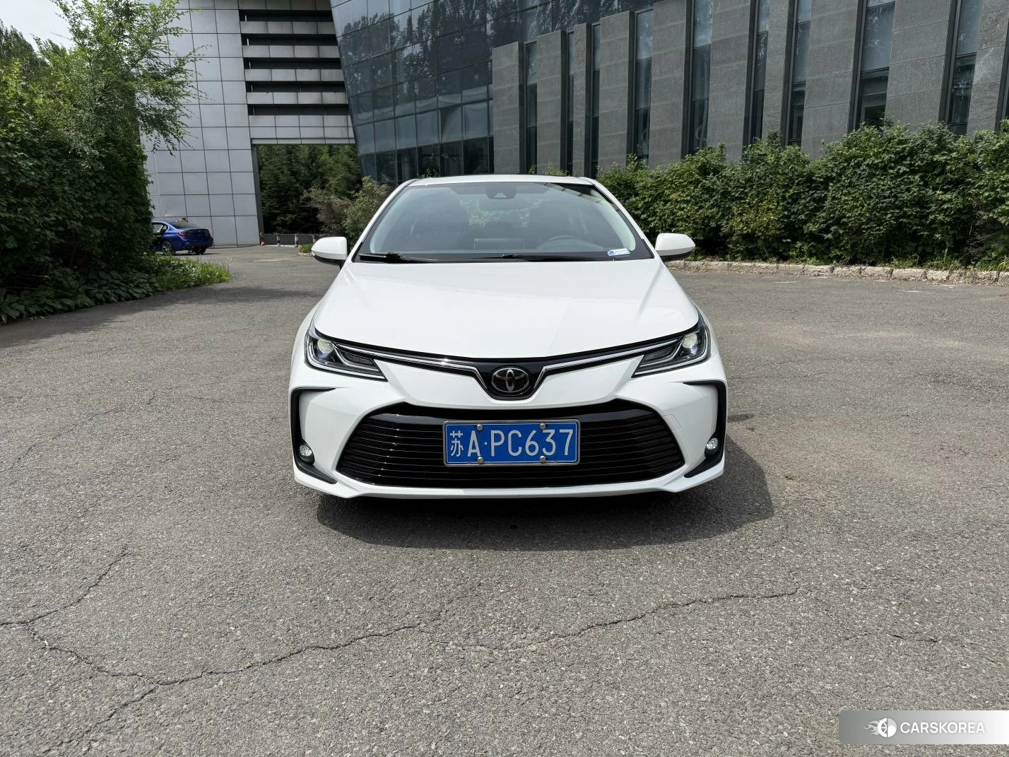 Toyota Corolla 2021 Белый из Китая, фото 2