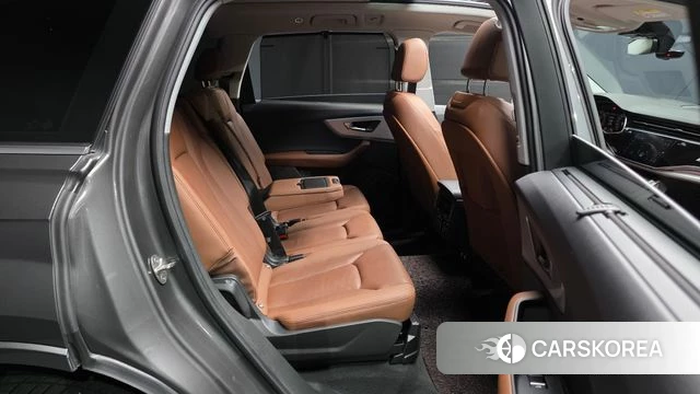 Audi Q7 (4M) 2023 Серый из Кореи, фото 2