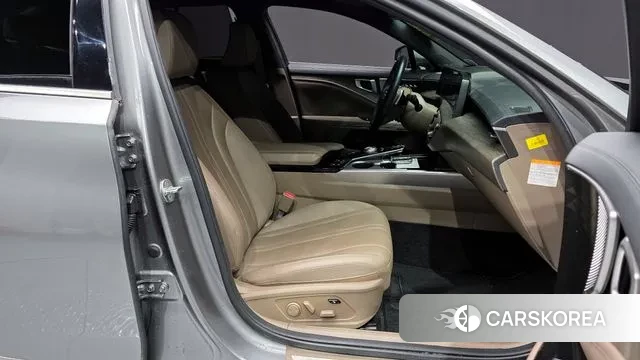 Kia K8 Hybrid 2022 Серебристо-серый из Кореи, фото 2