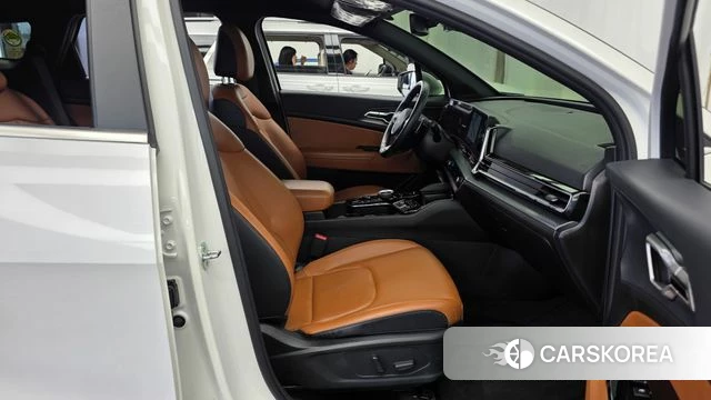 Kia Sportage 5th Generation 2021 Белый из Кореи, фото 2
