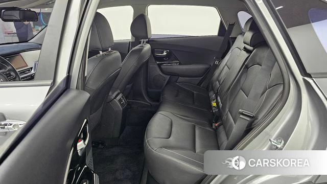 Kia Niro EV 2021 Серебристо-серый из Кореи, фото 2