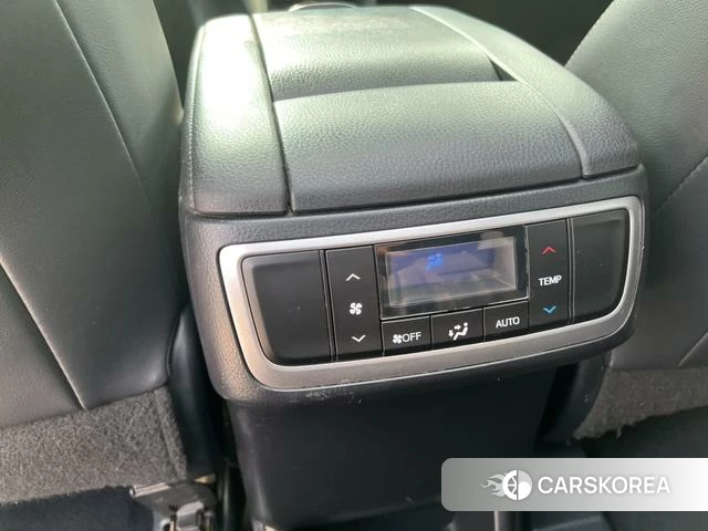 Toyota Highlander 2022 Черный из Китая, фото 2