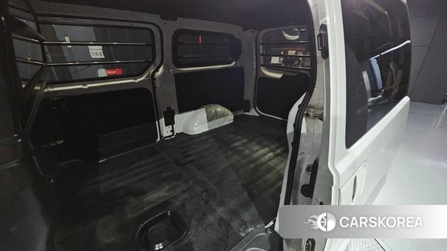 Hyundai The New Grand Starex 2019 Белый из Кореи, фото 2