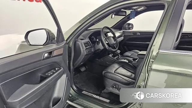 Ssangyong The New Rexton Sport 2021 Темно-зеленый из Кореи, фото 2