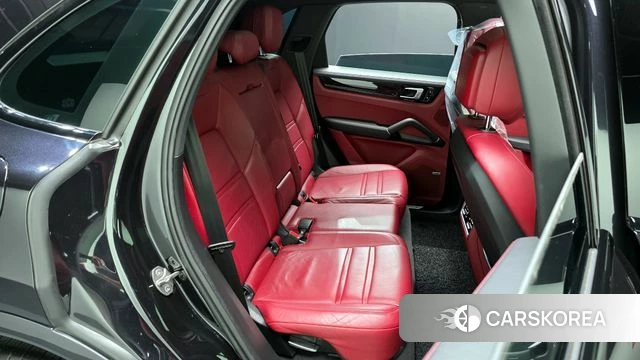 Porsche Cayenne (PO536) 2019 Черный из Кореи, фото 2