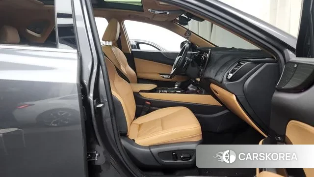 Lexus NX350h Second generation 2023 Серый из Кореи, фото 2