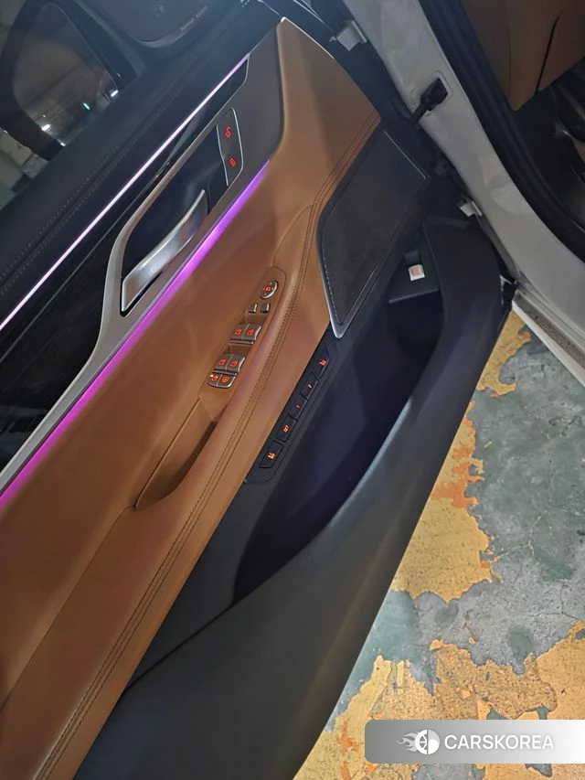 BMW 7 Series (G11) 2018 Белый из Кореи, фото 2