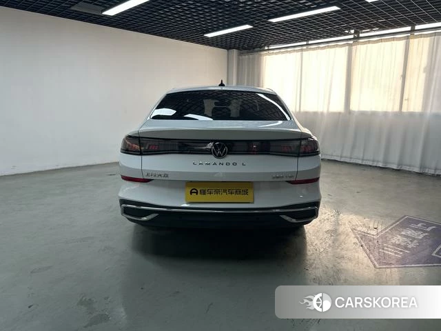 Volkswagen Lingdu 2025 Белый из Китая, фото 2