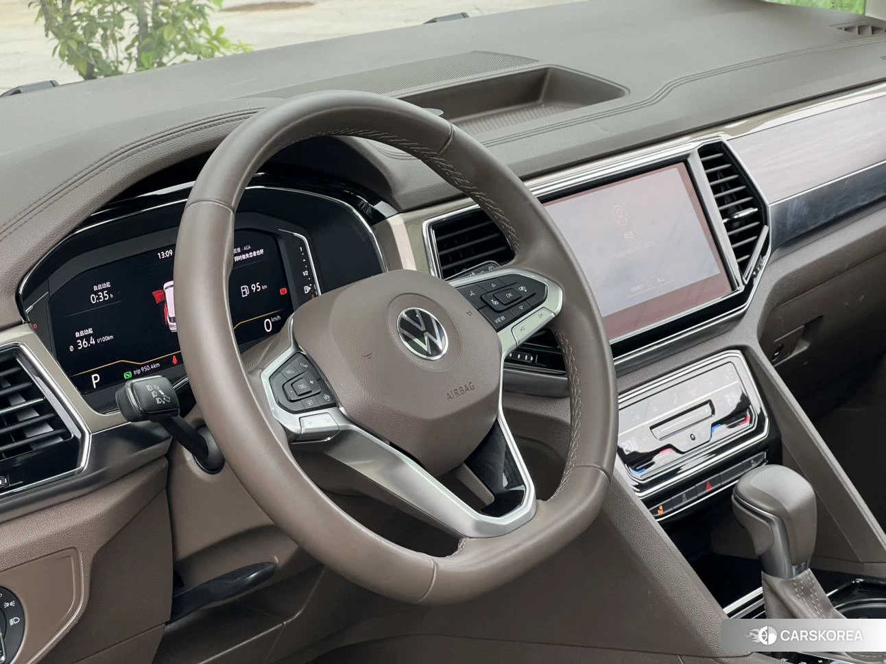 Volkswagen Weiran 2020 Черный из Китая, фото 2