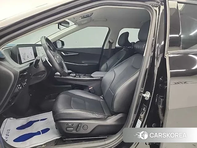 Kia EV6 2021 Черный из Кореи, фото 2