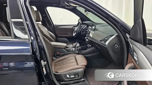 BMW X3 (G01) 2021 Черный из Кореи, фото 2