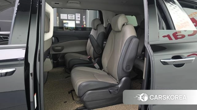 Kia The New Carnival 4th Generation 2024 Черный из Кореи, фото 2
