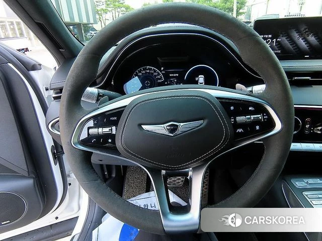Genesis GV70 2021 Белый из Кореи, фото 2