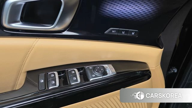 Kia Carnival 4th generation 2023 Черный из Кореи, фото 2