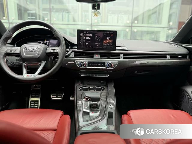 Audi S5 2021 Темно-серый из Китая, фото 2